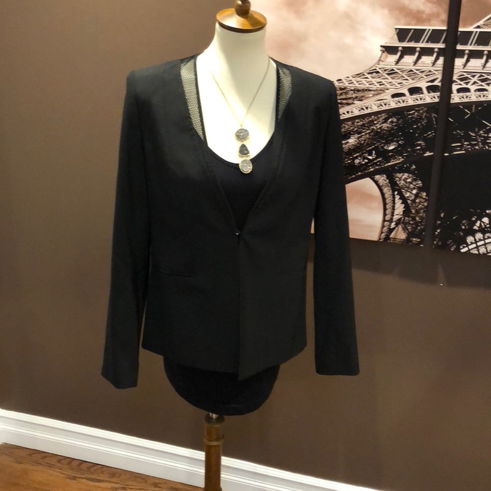 Elie Tahari blazer
